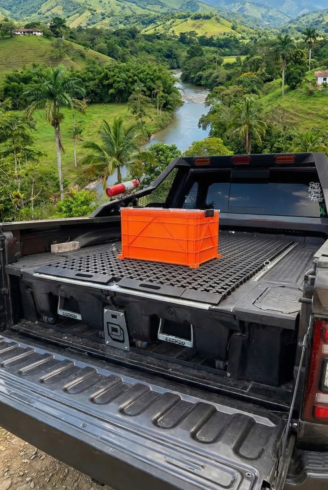RAM 2500 cargo management